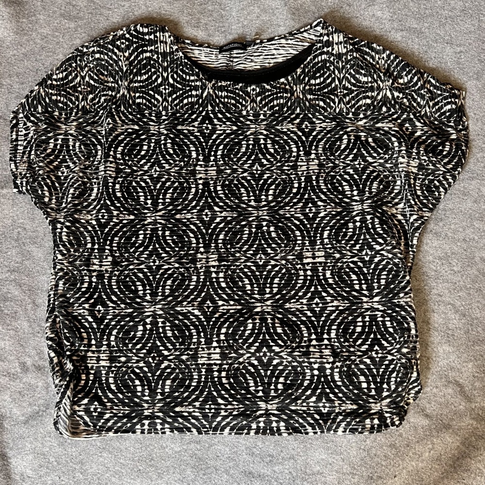 Notations‎ Layered Blouse XL Black White Geometric Pleated Textured Top